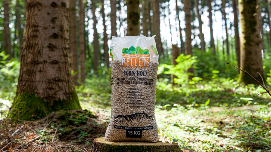 Pelletsackware im Wald